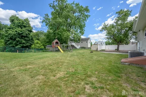 Exterior - 31 Starlit Dr, Middlesex, NJ 08846 photo 6 of 7