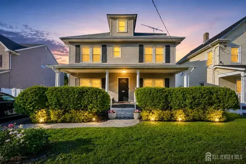 608 Decatur Ave, Middlesex, NJ 08846