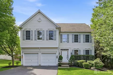 51 Hartlander St, East Brunswick, NJ 08816