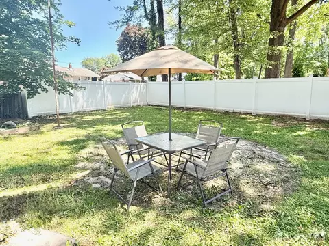 Exterior - 105 Old Post Rd, Edison, NJ 08817 photo 3 of 8