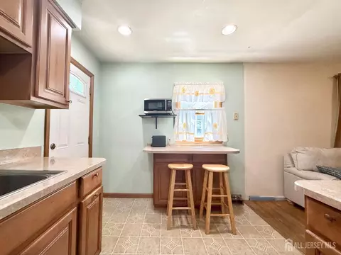 Kitchen - 105 Old Post Rd, Edison, NJ 08817 photo 4 of 5