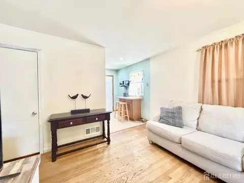 Living - 105 Old Post Rd, Edison, NJ 08817 photo 2 of 2