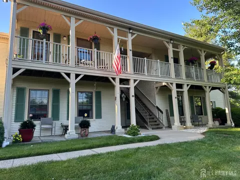 93 Griggs Pl #B1, East Brunswick, NJ 08816