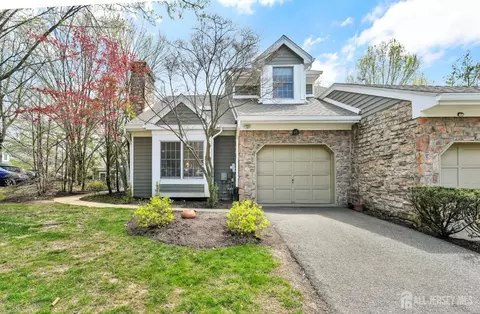 88 W Countryside Dr, Princeton, NJ 08540