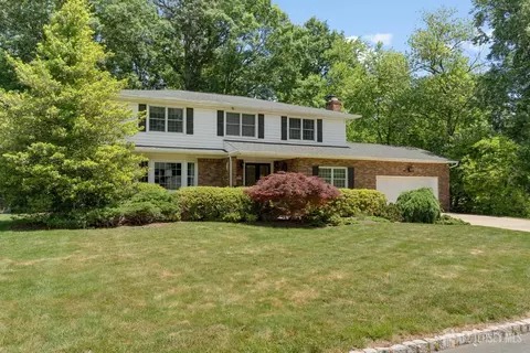 460 Elwood St, Piscataway, NJ 08854