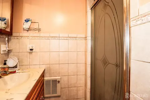 Bath - 13 Meade St, Sewaren, NJ 07077 photo 3 of 3