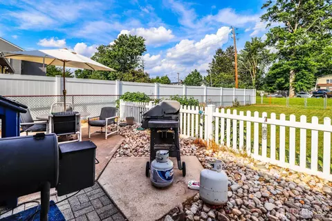 Exterior - 13 Meade St, Sewaren, NJ 07077 photo 7 of 10