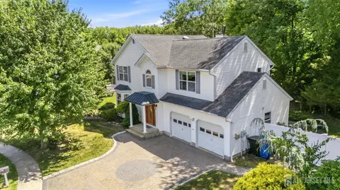 37 Christopher Ct, Old Bridge, NJ 08857