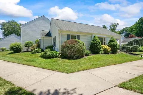 312 Sharon Way #C, Monroe, NJ 08831