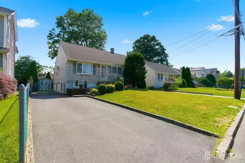 219 Julius St, Iselin, NJ 08830