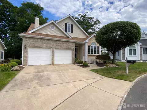 19 Dawson Ln, Monroe, NJ 08831