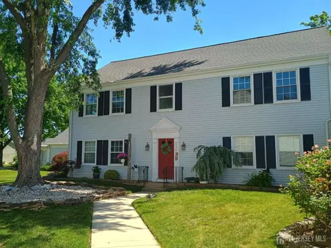 538 Sutton Way #N, Monroe, NJ 08831