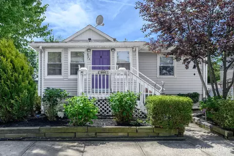 904 Central Ave, Union Beach, NJ 07735