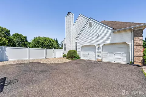 51 Canterbury Dr, Freehold, NJ 07728