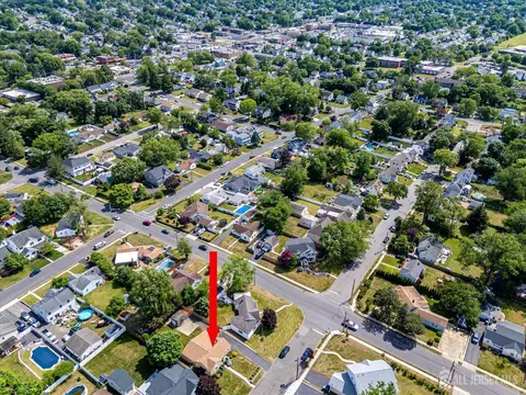 View/Area - 30 Walnut St, Edison, NJ 08817 photo 8 of 9
