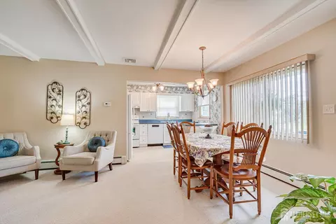 Dining - 30 Walnut St, Edison, NJ 08817 photo 2 of 3