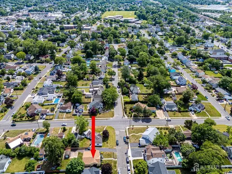 View/Area - 30 Walnut St, Edison, NJ 08817 photo 9 of 9