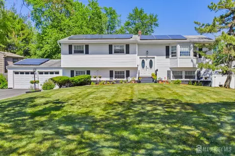 7 Vauxhall Rd, East Brunswick, NJ 08816