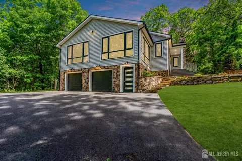 68 North Rd, Boonton, NJ 07005