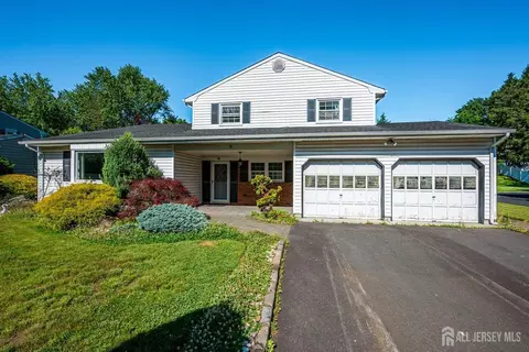 9 Annette Dr, Edison, NJ 08820