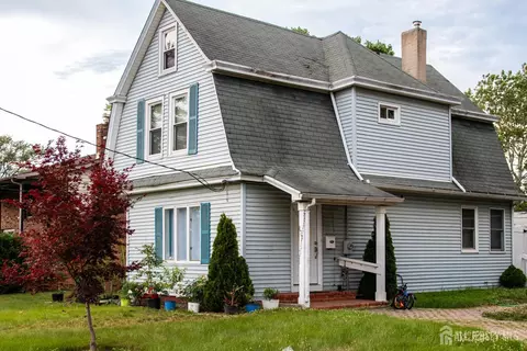 177 Buckelew Ave, Jamesburg, NJ 08831