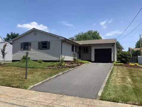 178 Willow St, Port Reading, NJ 07064
