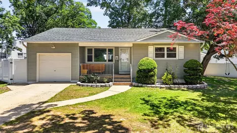 59 Eden Ave, Edison, NJ 08817