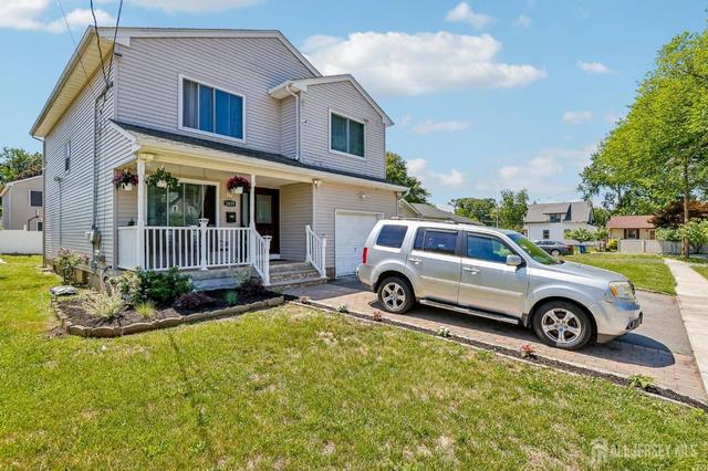 1635 Mabel St, Piscataway, NJ 08854