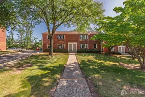 93 Fox Rd #2A, Edison, NJ 08817