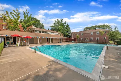Exterior - 93 Fox Rd #2A, Edison, NJ 08817 photo 5 of 5