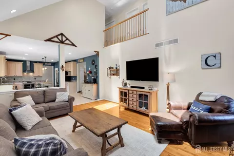 Living - 2 Mapleton Rd, Old Bridge, NJ 08857 photo 4 of 7
