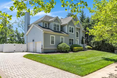 Exterior - 2 Mapleton Rd, Old Bridge, NJ 08857 photo 2 of 19