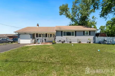 310 Pitt St, South Plainfield, NJ 07080