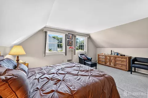 Bedroom - 29 Ormont Ln, Matawan, NJ 07747 photo 3 of 4