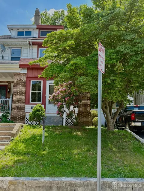 868 Parkside Ave, Trenton, NJ 08618