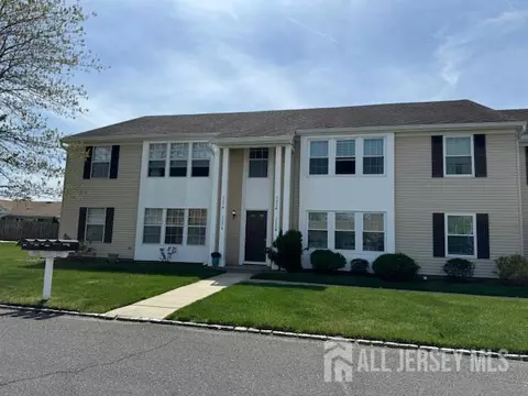 525 Belford Rd # -B, Monroe, NJ 08831