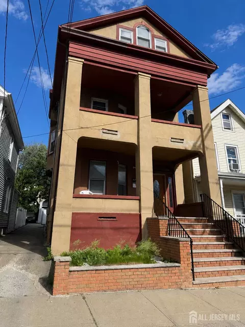 180 Brighton Ave, Perth Amboy, NJ 08861
