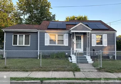 137 Edmund St, Hamilton, NJ 08610