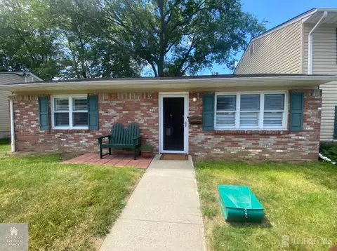 31 Haven Dr, Matawan, NJ 07747