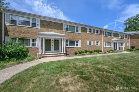 32 Judson St #10A, Edison, NJ 08837