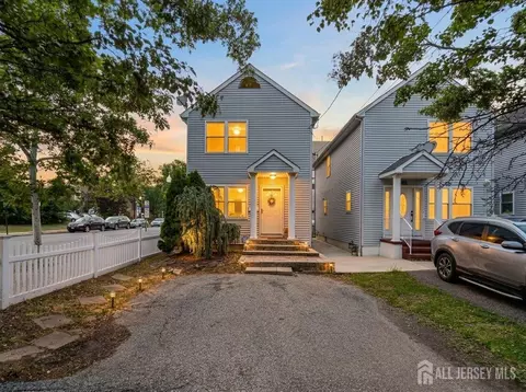 112 Commerce St, Perth Amboy, NJ 08861