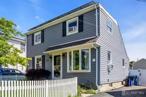 26 Sidney Ave, Spotswood, NJ 08884