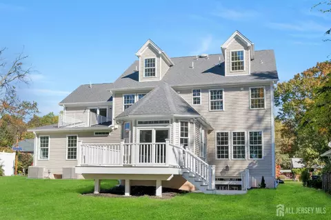 Exterior - 21 King St, Edison, NJ 08820 photo 3 of 7