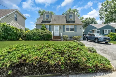 2708 Maple Ave, South Plainfield, NJ 07080