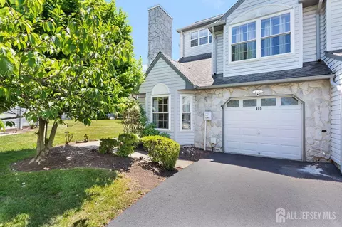 385 Draco Rd, Piscataway, NJ 08854