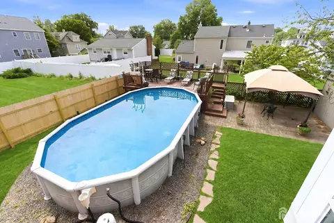 Exterior - 16 E Pleasant Ave, Sewaren, NJ 07077 photo 5 of 6