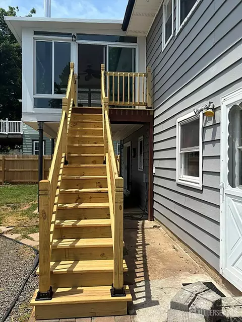 Exterior - 16 E Pleasant Ave, Sewaren, NJ 07077 photo 4 of 6