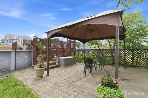 Exterior - 16 E Pleasant Ave, Sewaren, NJ 07077 photo 6 of 6