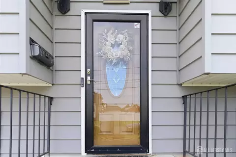 Entry Way - 16 E Pleasant Ave, Sewaren, NJ 07077 photo 1 of 1