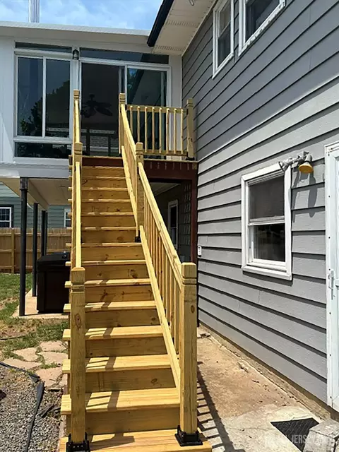 Exterior - 16 E Pleasant Ave, Sewaren, NJ 07077 photo 3 of 6